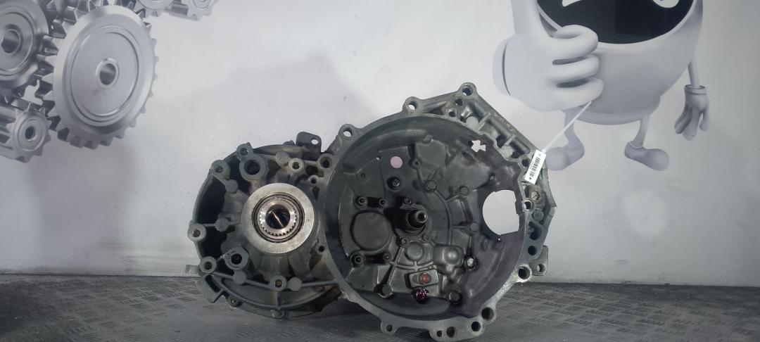 КПП механическая (МКПП) Volkswagen Transporter T4 (1990 - 2003), 2.5 л., бензин - фото №1