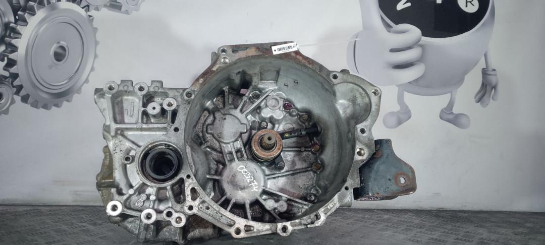 КПП механическая (МКПП) Citroen C4 AirCross 1 поколение (2012 - 2017), 2.2 л., дизель - фото №1