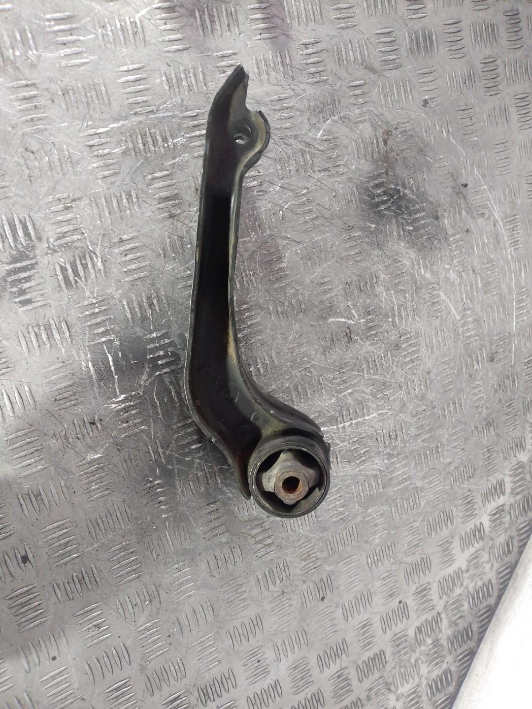 подушка крепления КПП Volkswagen Caravelle T4 (1991 - 2003), 1.9 л., дизель - фото №1