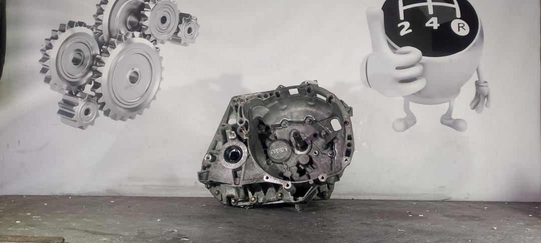 КПП механическая (МКПП) Renault Fluence 1 поколение (2009 - 2013), 1.6 л., бензин - фото №1