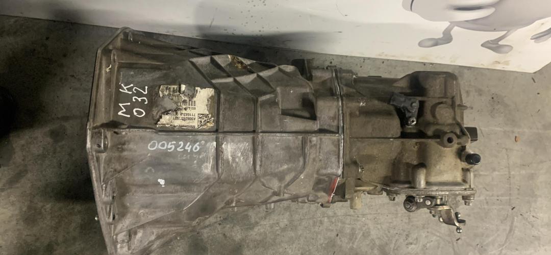 КПП механическая (МКПП) Mercedes-Benz Sprinter Classic (W909) 1 поколение 2014, 2.2 л., дизель, 6МКПП, задний привод - фото №1