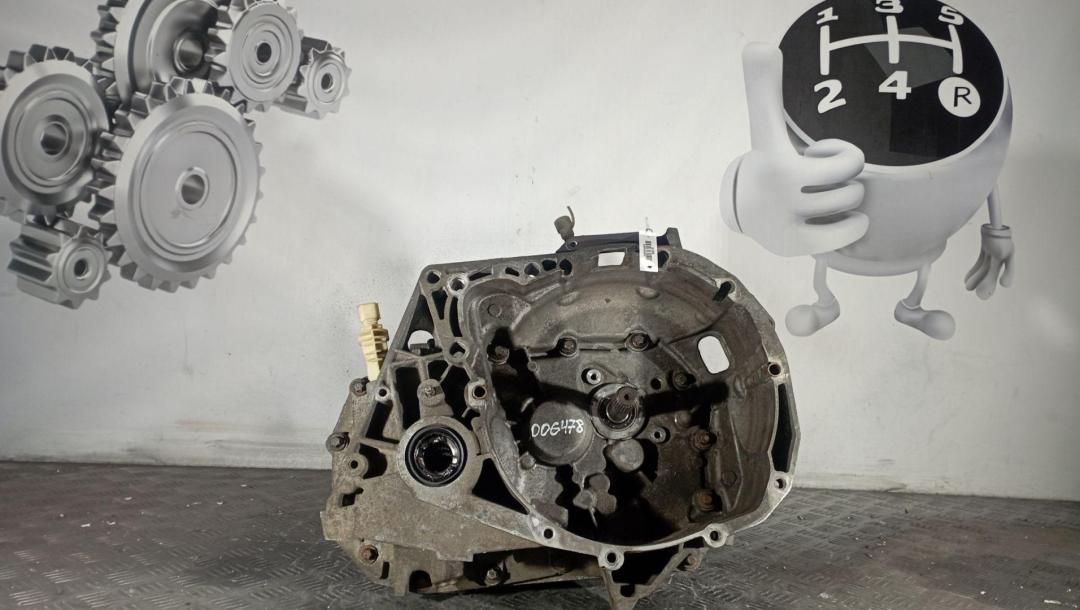 КПП механическая (МКПП) Renault Fluence 1 поколение (2009 - 2013), 1.6 л., бензин - фото №1