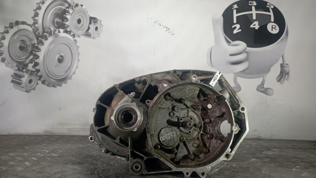 КПП механическая (МКПП) Volkswagen Transporter T4 2001, 2.5 л., дизель, 5МКПП - фото №1