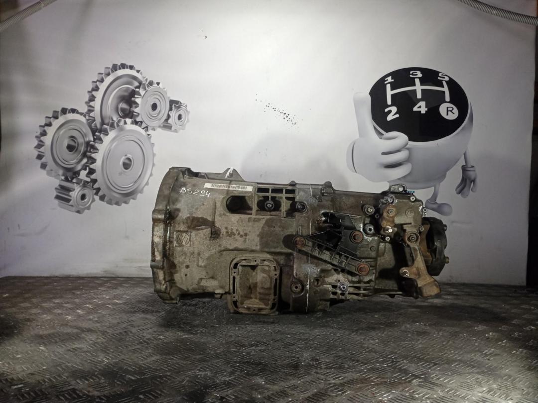 КПП механическая (МКПП) Volkswagen Crafter 2 поколение 2022, 2.0 л., дизель, 6МКПП - фото №1