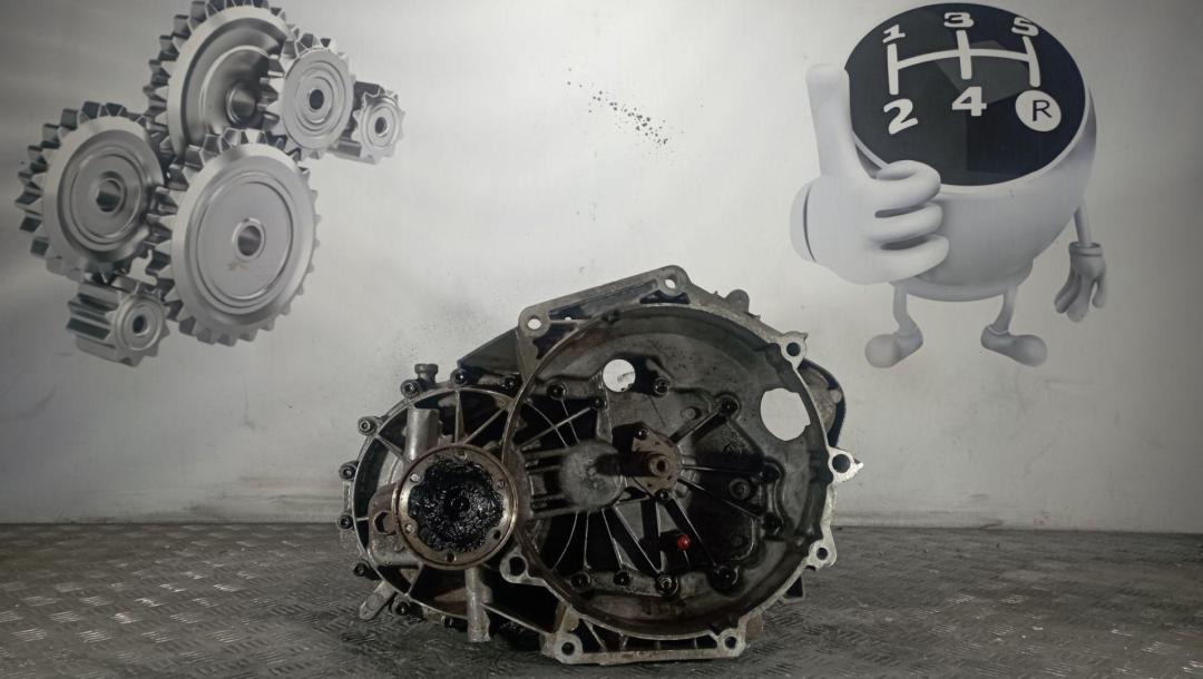 КПП механическая (МКПП) Volkswagen Caddy 3 поколение 2004, 2.0 л., SDi, дизель, HFN - фото №1