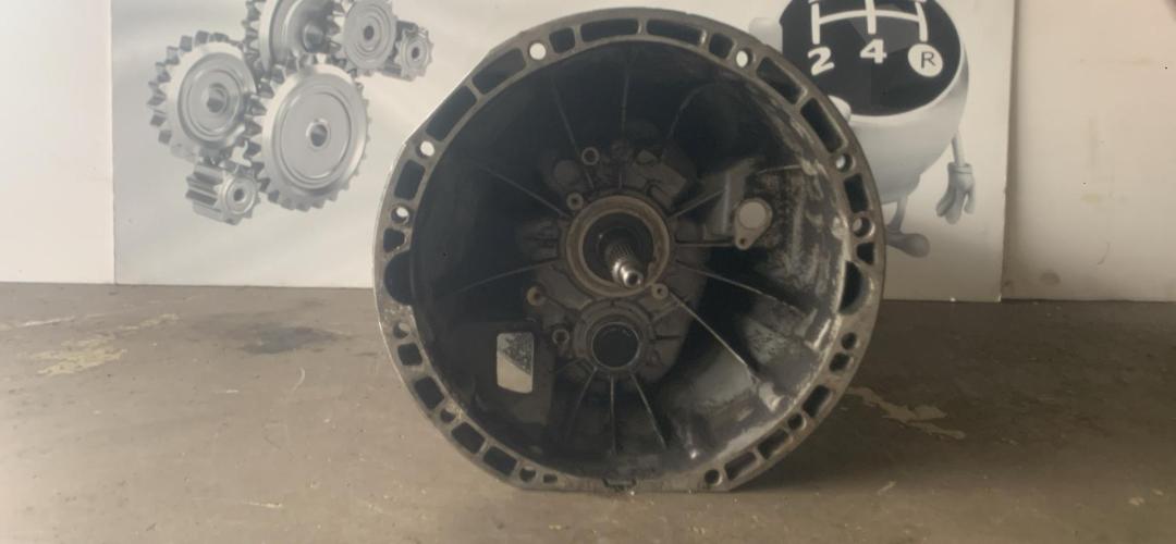 КПП механическая (МКПП) Mercedes-Benz Sprinter 2 поколение (W906) 2008, 3.0 л., дизель, 6МКПП, задний привод - фото №1