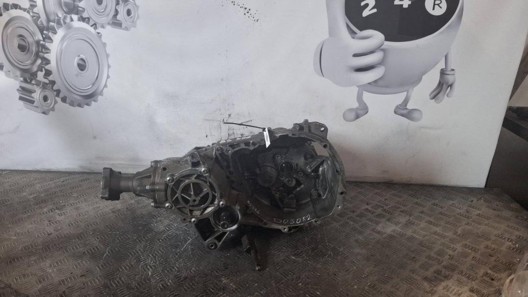 КПП механическая (МКПП) Renault Scenic RX4 1 поколение 2000, 1.9 л., дизель, 5МКПП - фото №1