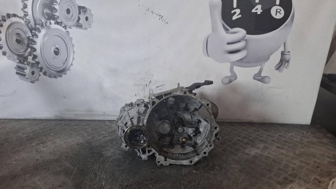 КПП механическая (МКПП) Skoda Octavia 2 поколение (A5) (2004 - 2009), 2.0 л., бензин, GQP - фото №1