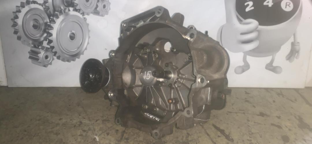 КПП механическая (МКПП) Skoda Rapid 1 поколение (2012 - 2017), 1.6 л., бензин - фото №1