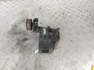 кронштейн компрессора кондиционера Ford Mondeo 2 поколение (1996 - 2000), 1.8 л., дизель, 95BB19D624AA