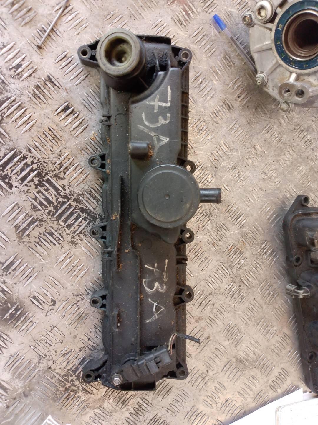 клапанная крышка Nissan Qashqai 1 поколение (2006 - 2010), 1.5 л., дизель, 8200433603 - фото №1