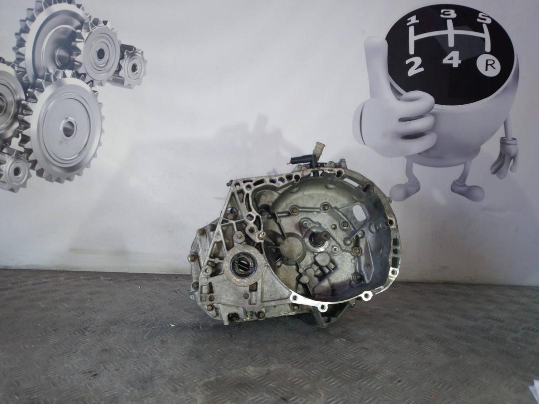 КПП механическая (МКПП) Nissan Almera G15 (2012 - 2018), 1.6 л., бензин - фото №1