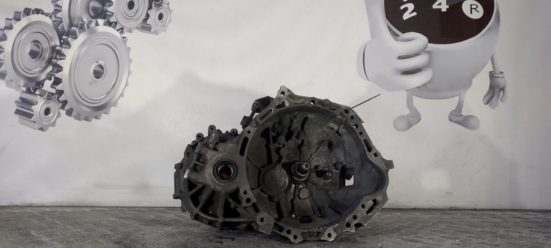 КПП механическая (МКПП) Toyota Corolla 10 поколение (E140/E150) (2006 - 2012), 1.4 л., бензин - фото №1