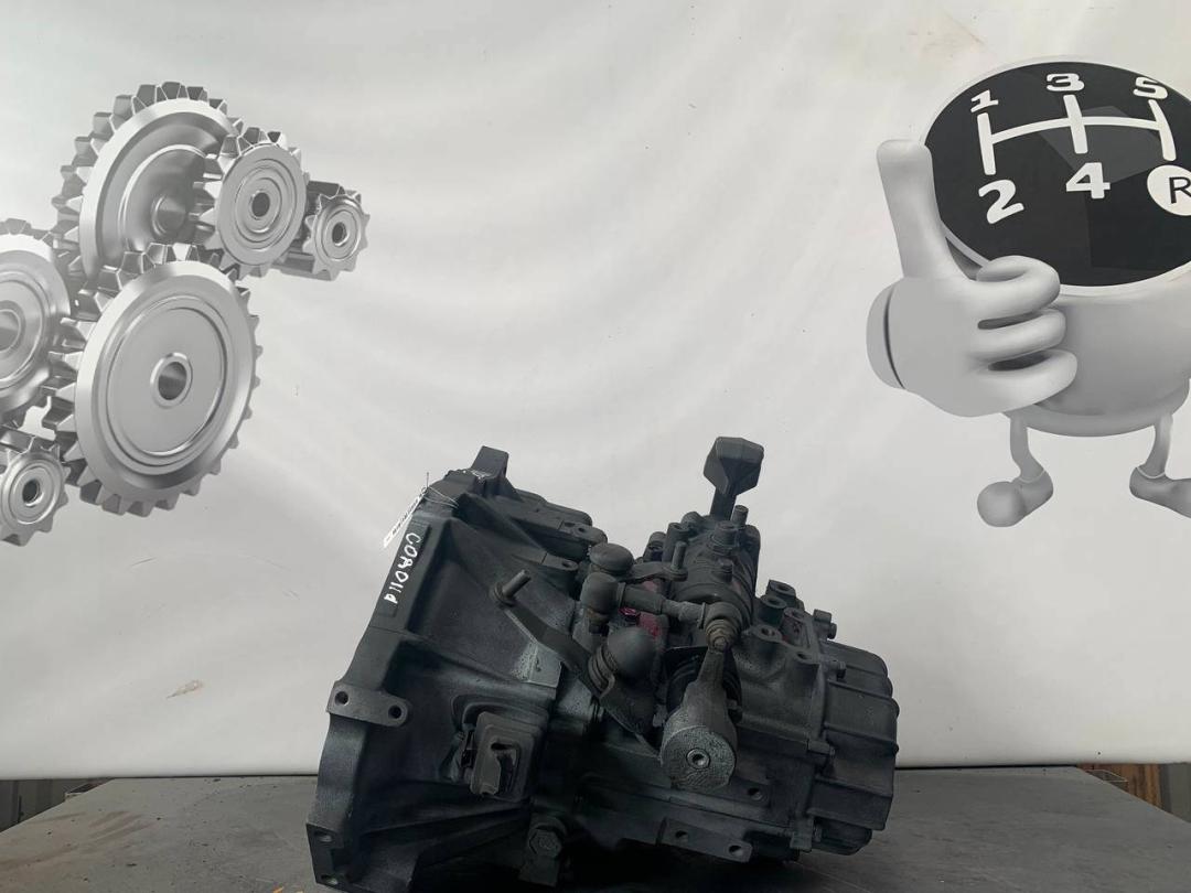 КПП механическая (МКПП) Toyota Auris 1 поколение (2006 - 2009), 1.6 л., бензин - фото №1