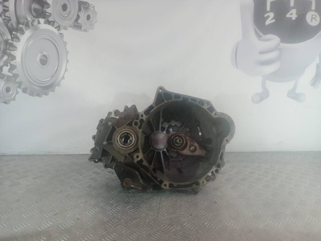 КПП механическая (МКПП) Kia Rio 4 поколение (2016 - 2025), 1.4 л., бензин - фото №1