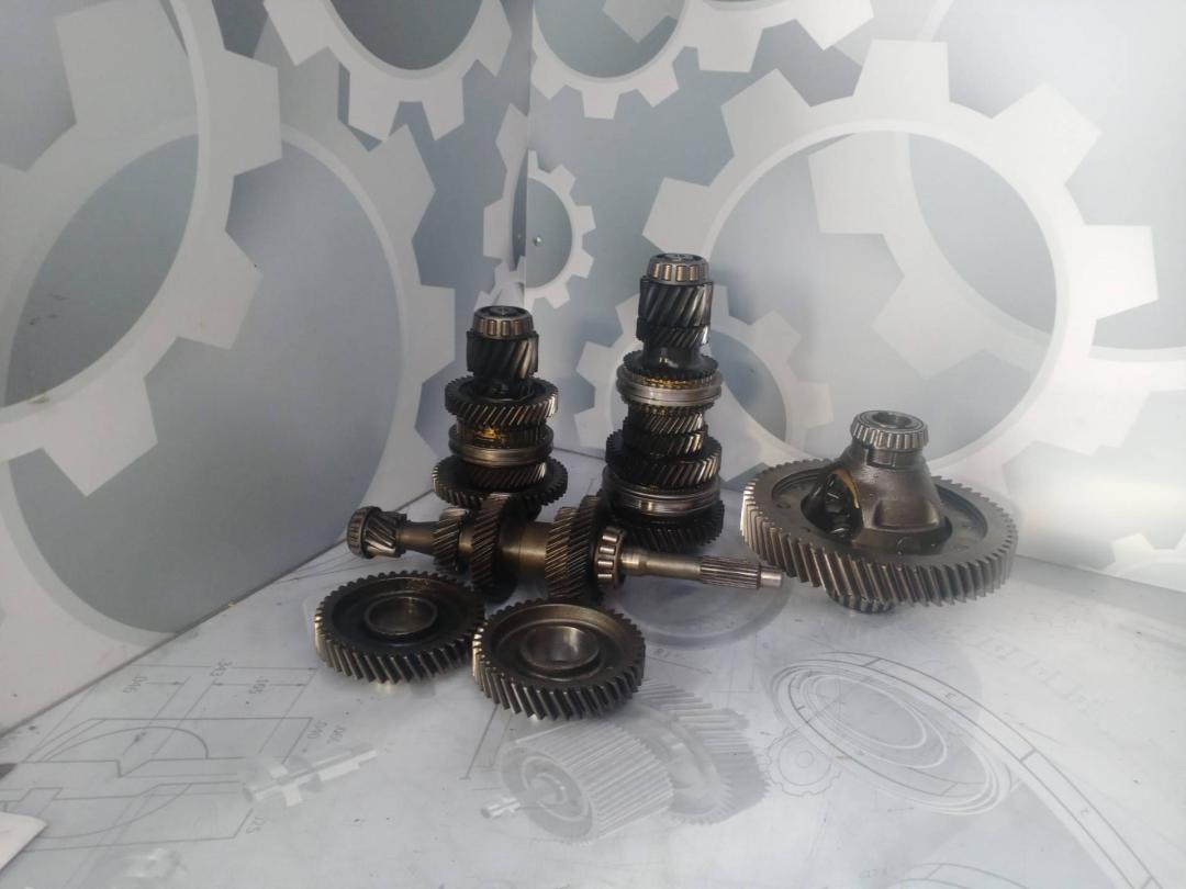 КПП механическая (МКПП) Mercedes-Benz Vito W447 (2014 - 2020), 1.6 л., дизель - фото №1