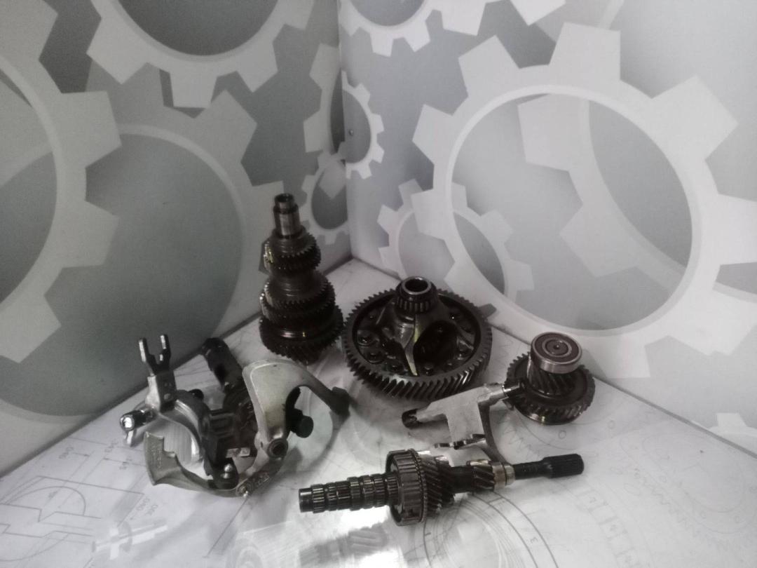 КПП механическая (МКПП) Ford S-Max 2 поколение, 1.5 л., дизель - фото №1